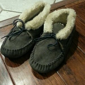 Minnetonka Chrissy Bootie Pile Lined Slipper